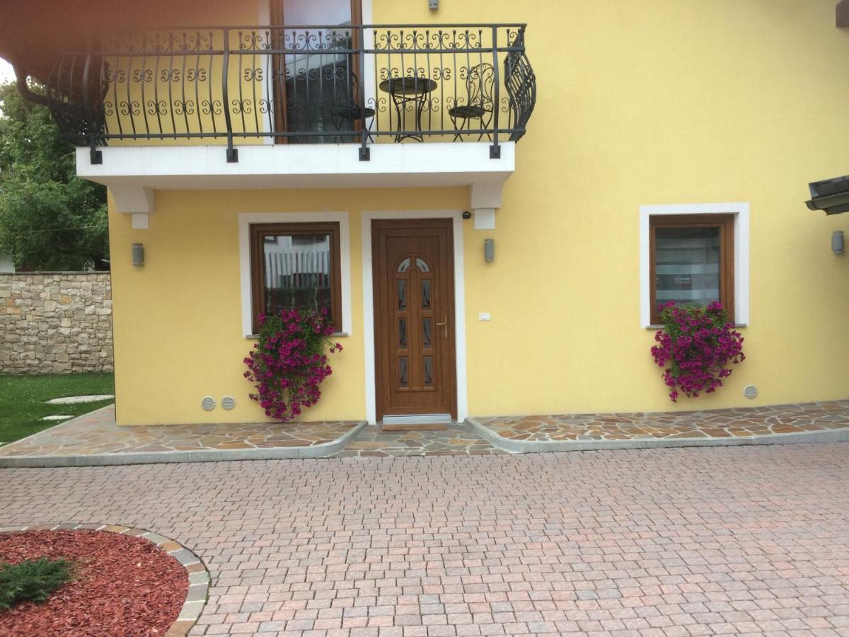 Casa Vacanza Cadorna Residence تارفيسيو المظهر الخارجي الصورة